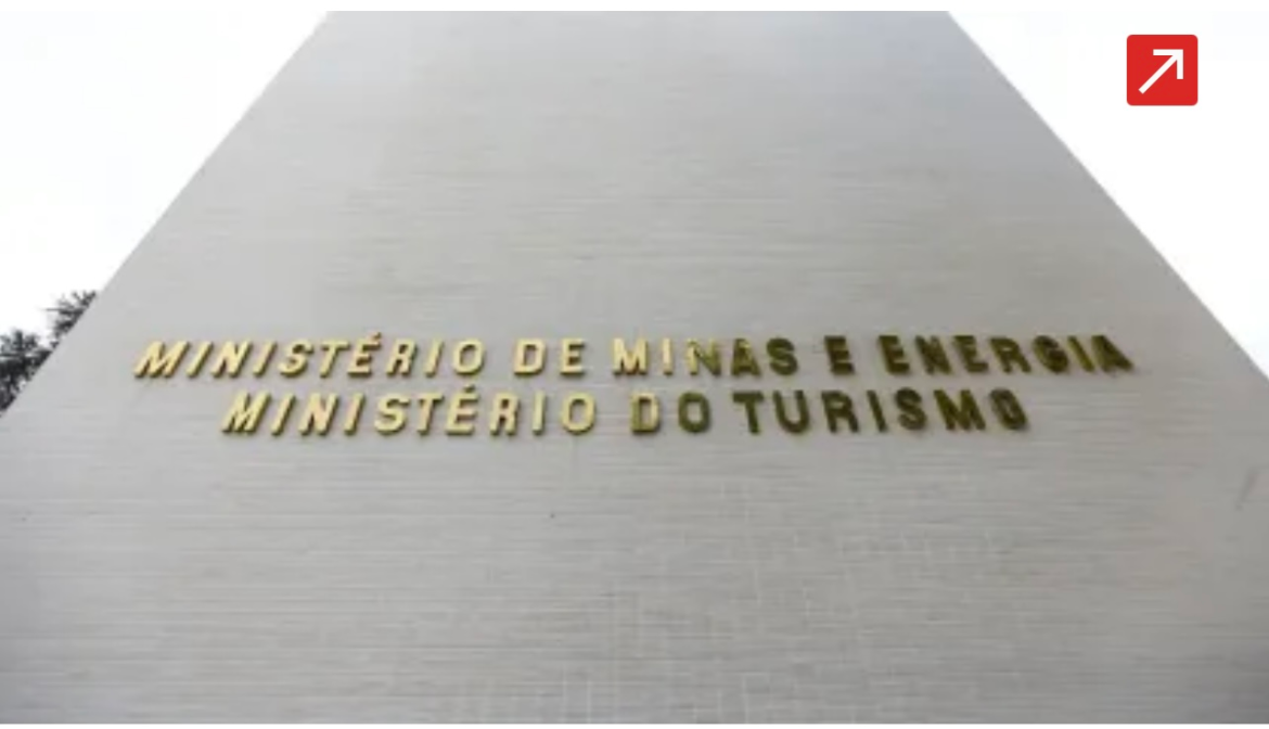 governo-se-reune-com-petrobras-para-avaliar-impactos-da-tarifa-de-50%