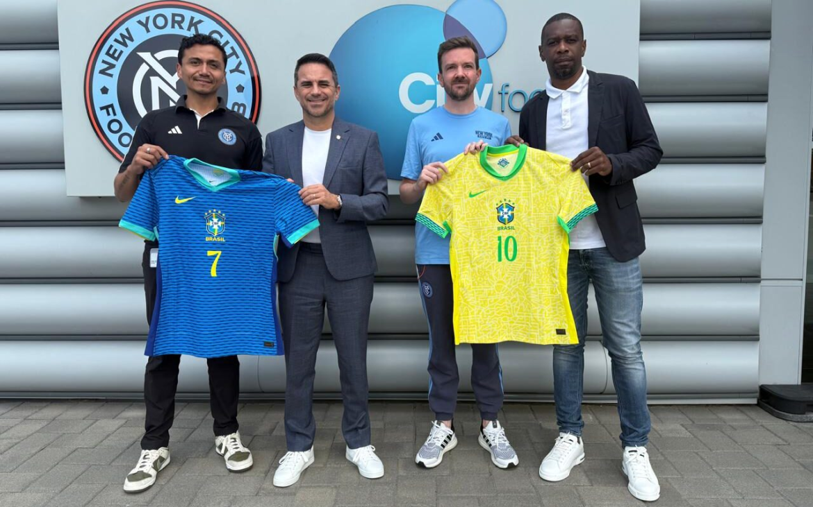 selecao-brasileira:-dirigentes-da-cbf-visitam-instalacoes-do-new-york-city