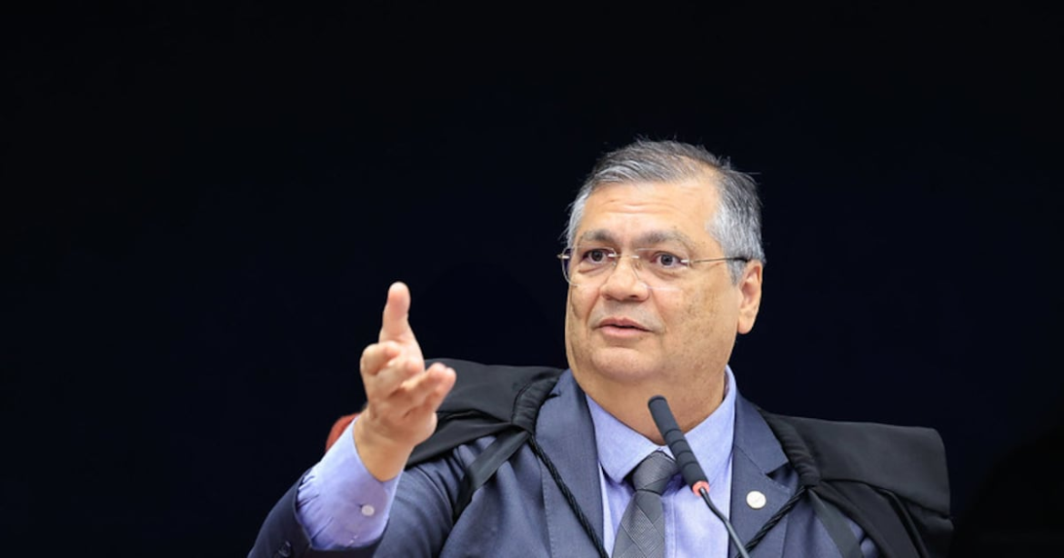 video:-‘nao-sei-se-o-mickey-e-o-pateta-vao-sentir-falta-de-mim’,-diz-dino-sobre-revogacao-de-vistos-dos-eua