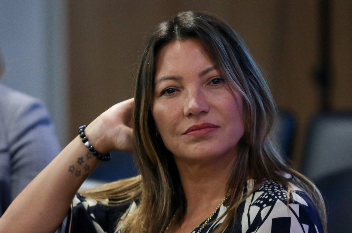 janja-pede-desculpas-por-calor-na-cop30-e-relaciona-situacao-a-crise-climatica